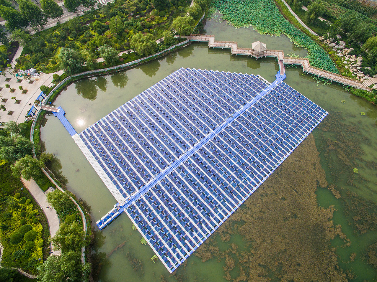 太阳集团科技山东济宁300千瓦水面漂浮分布式光伏电站